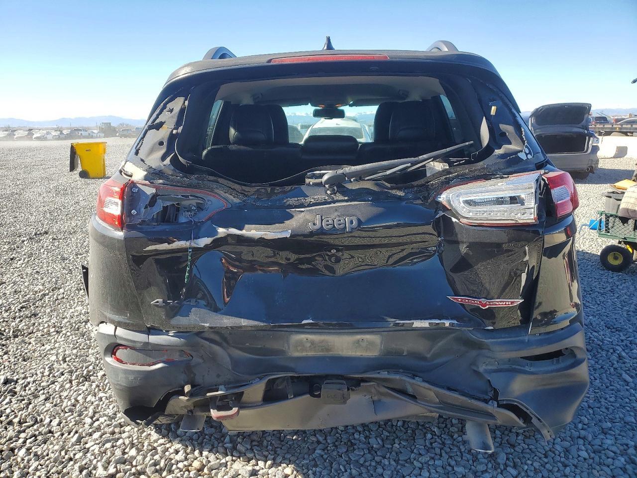 2015 Jeep Cherokee Trailhawk - Image 6