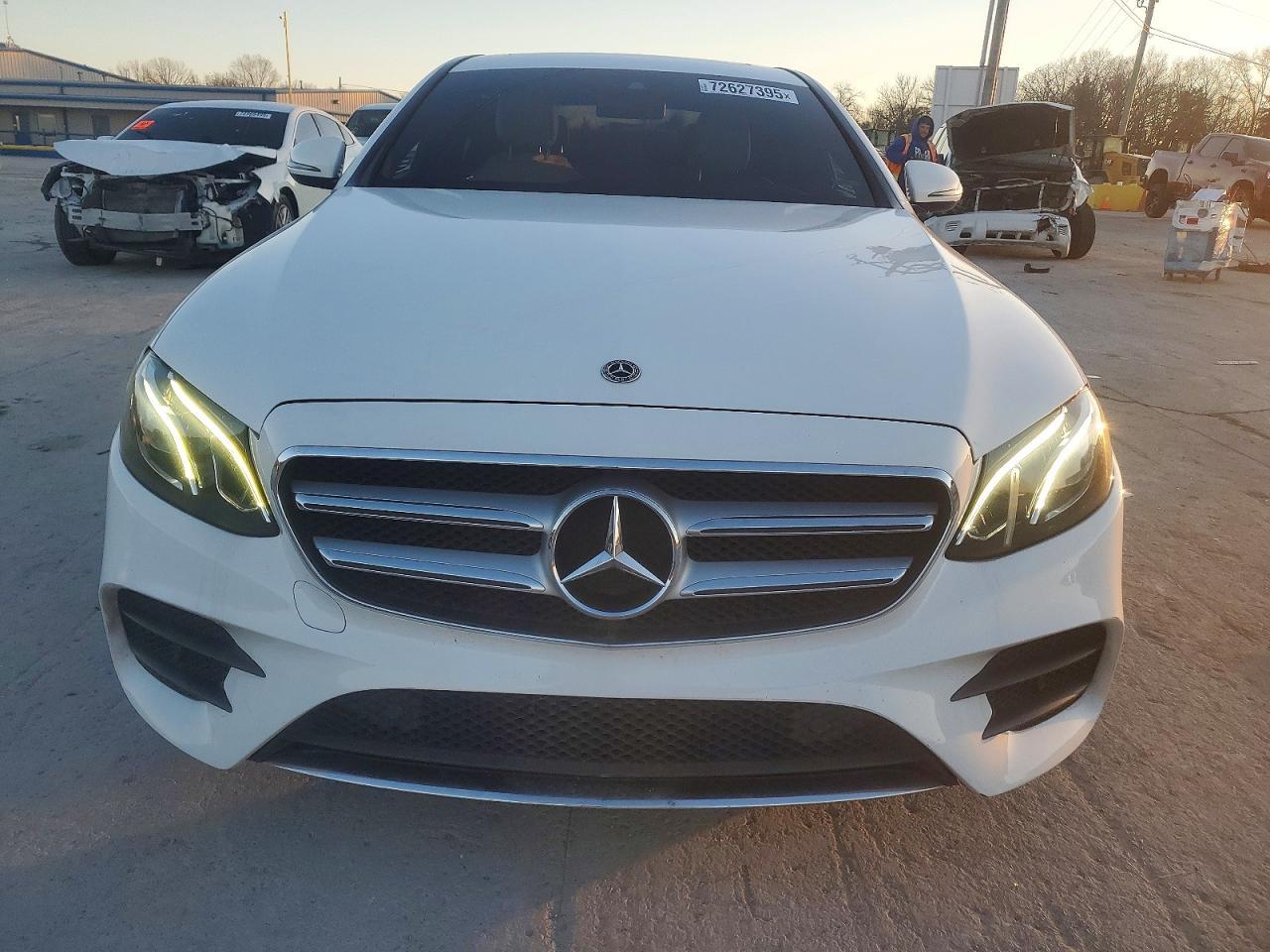 2018 Mercedes-Benz E 300 4Matic - Фото 5