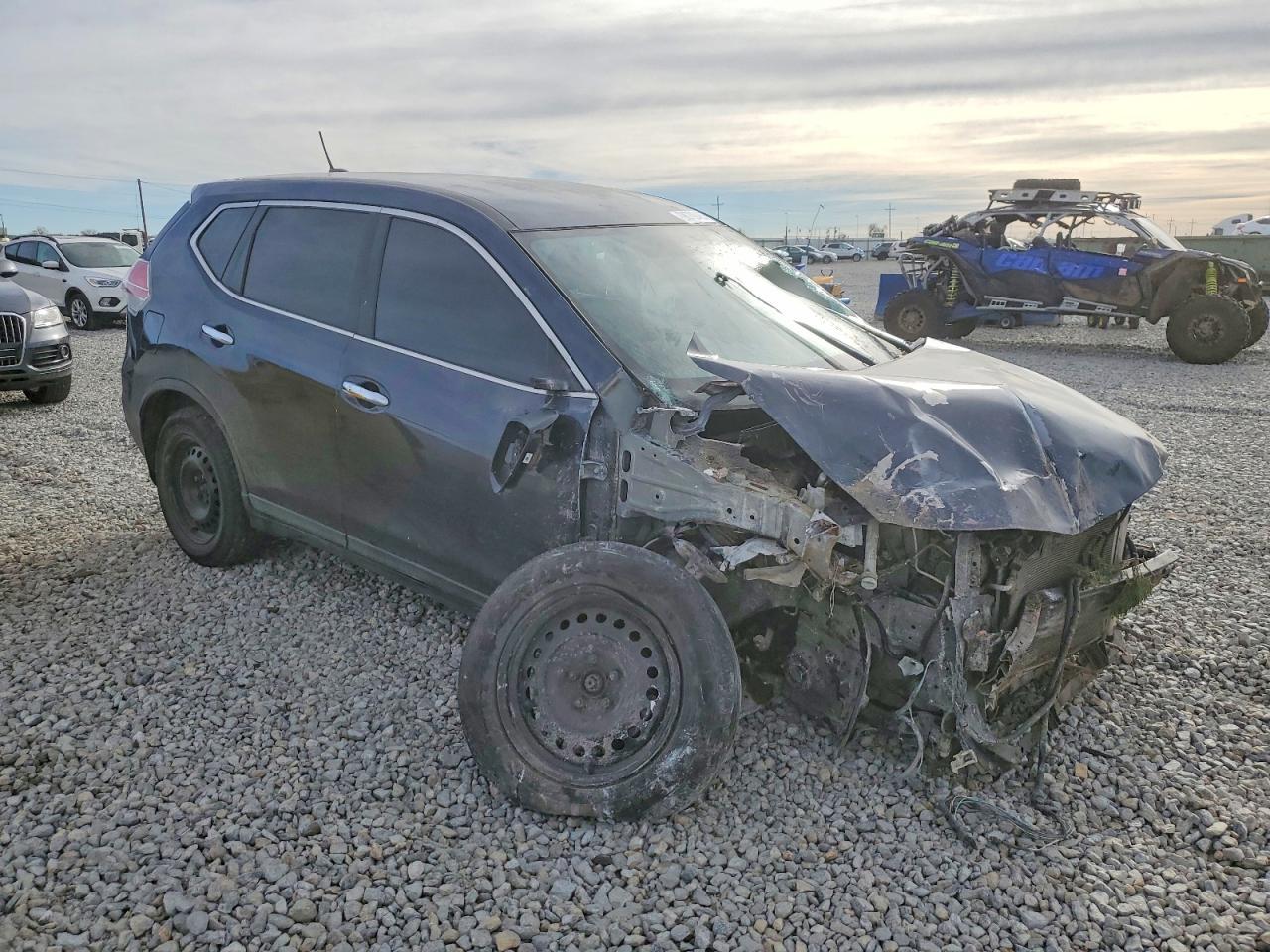 2016 Nissan Rogue S - Фото 4