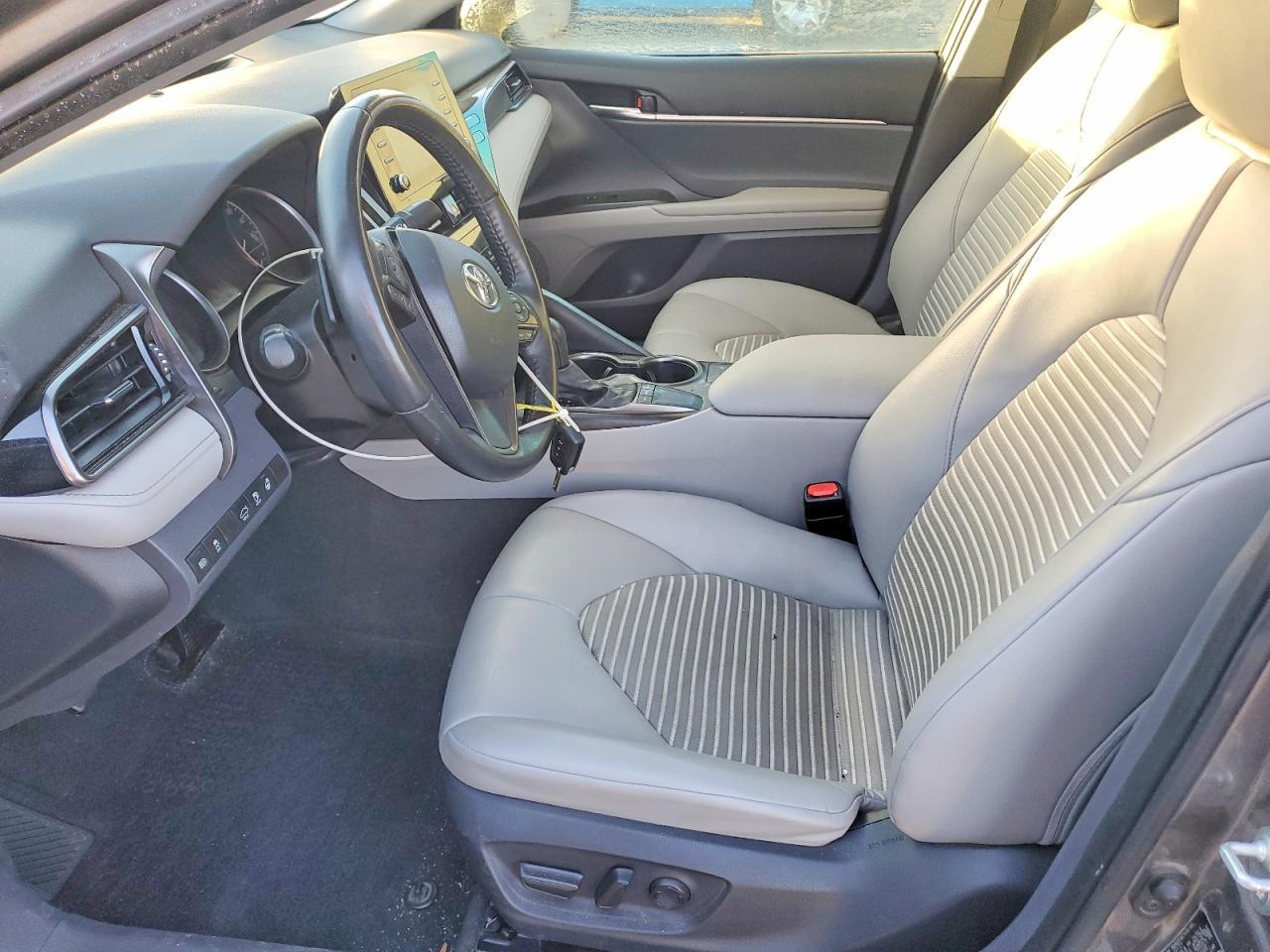 2022 Toyota Camry Se - Фото 7