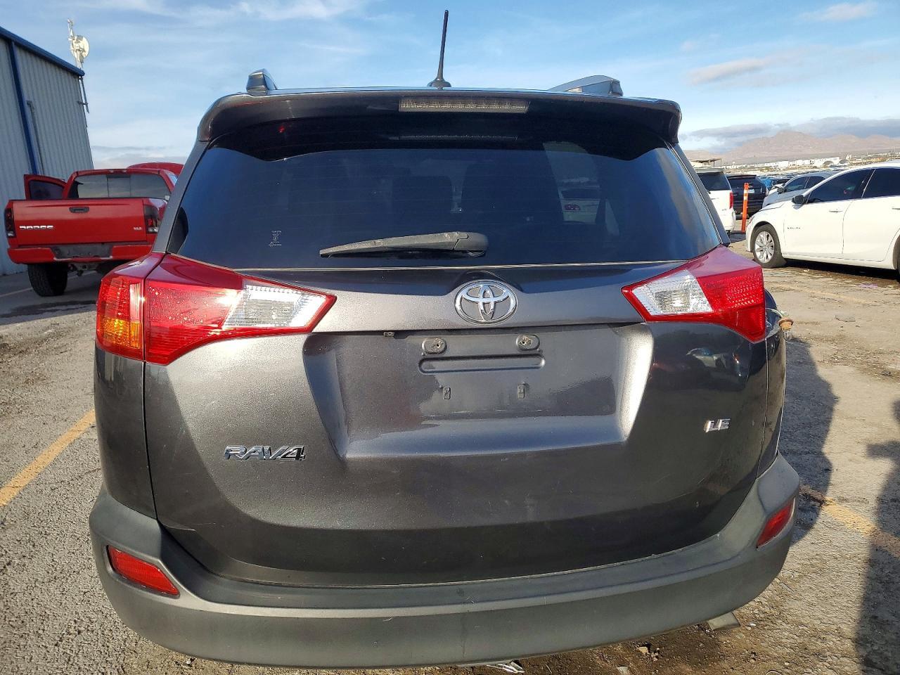 2015 Toyota Rav4 Le - Фото 6
