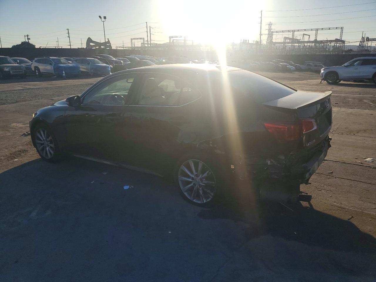 2010 Lexus Is 250 - Image 2