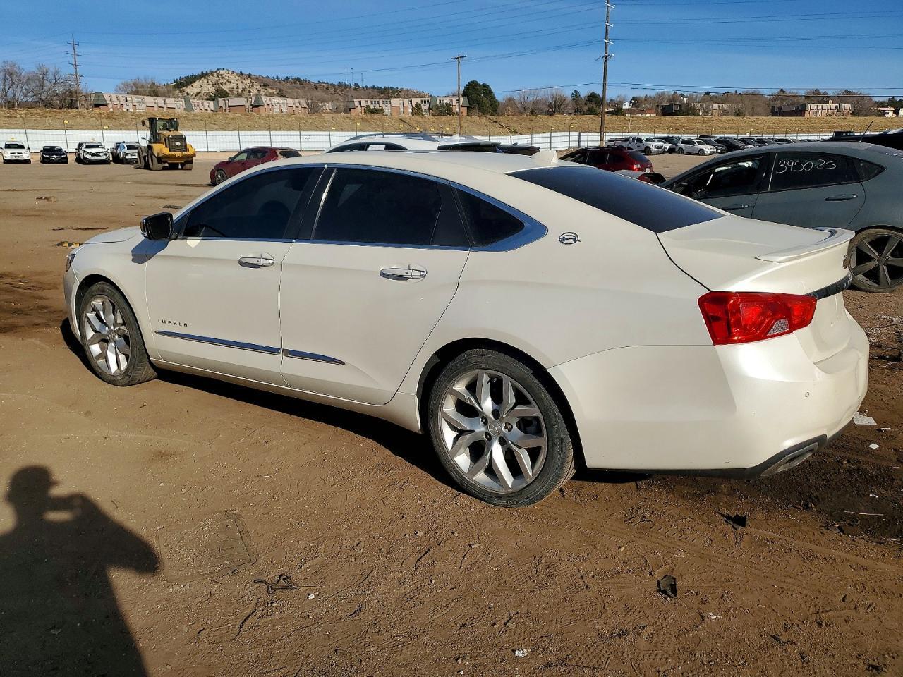 2014 Chevrolet Impala Ltz - Image 2