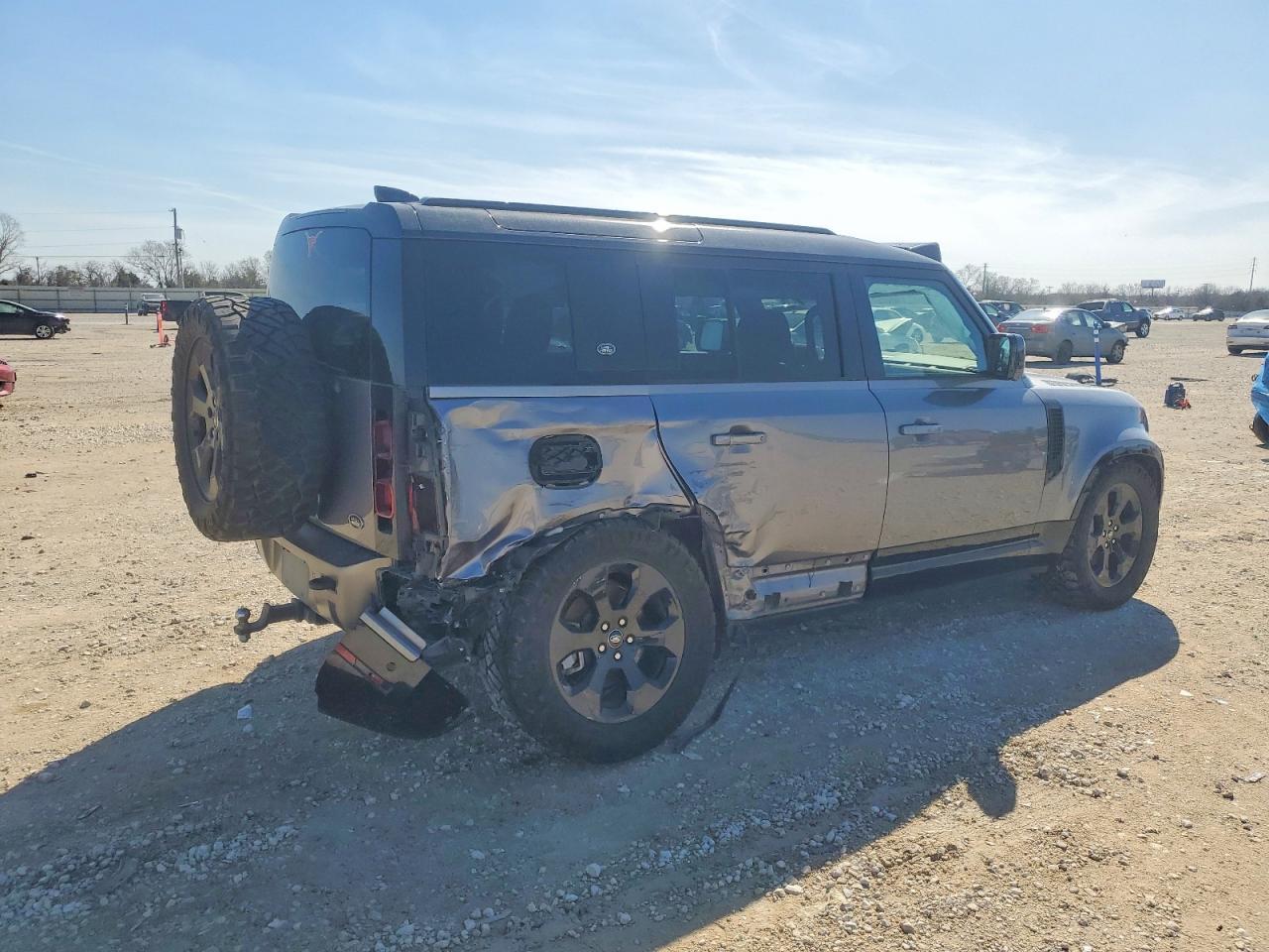 2022 Land Rover Defender 110 X-Dynamic Se - Фото 3