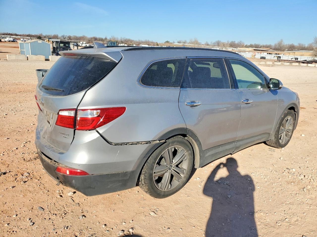 2016 Hyundai Santa Fe Se Ultimate - Image 3