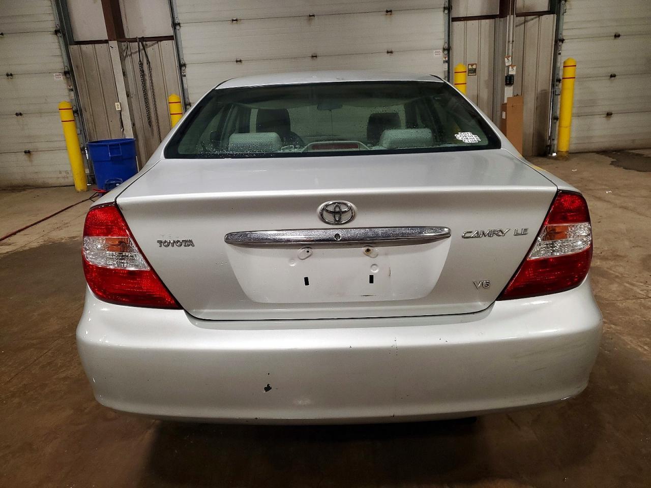 2004 Toyota Camry Le V6 - Фото 6