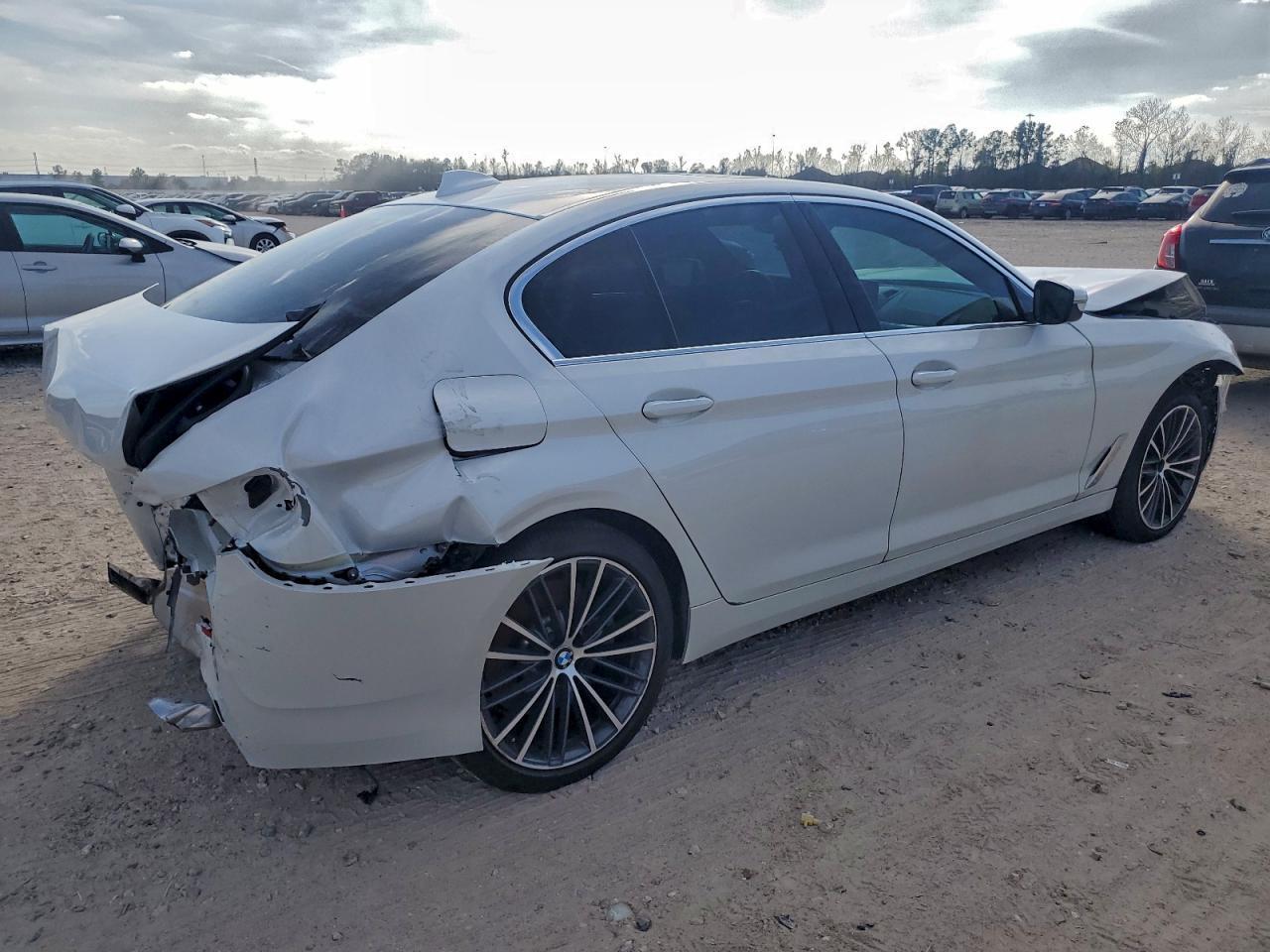 2023 BMW 540 I - Image 3