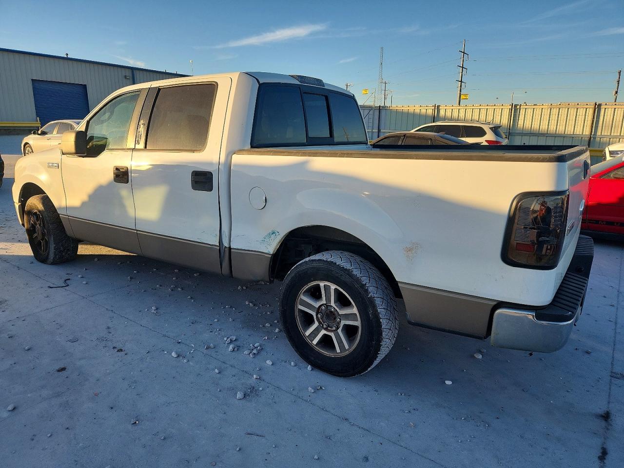 2006 Ford F-150 Supercrew - Image 2