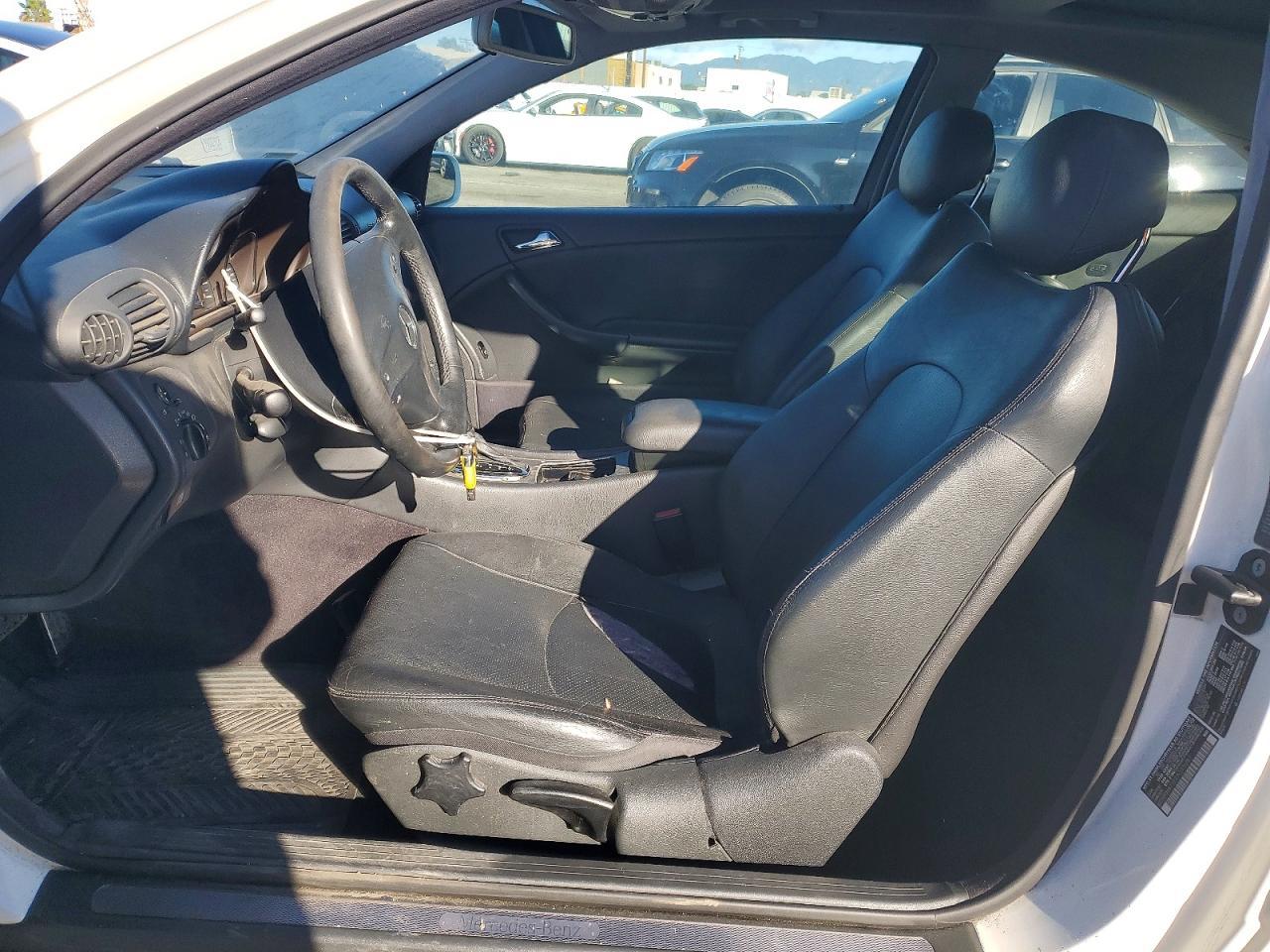 2002 Mercedes-Benz C 230K Sport Coupe - Фото 7