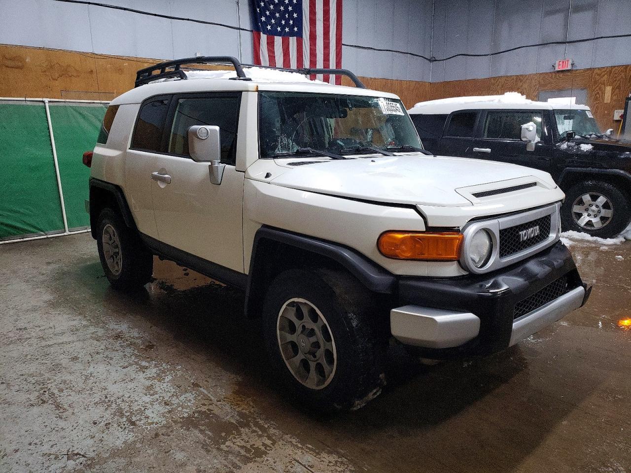 2013 Toyota Fj Cruiser Base - Фото 4