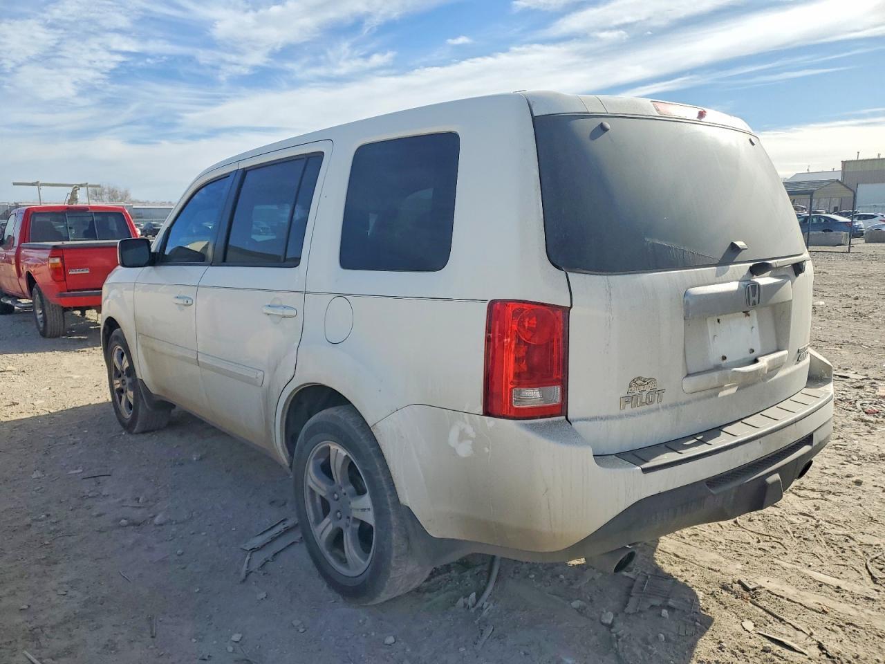 2015 Honda Pilot Se - Image 2
