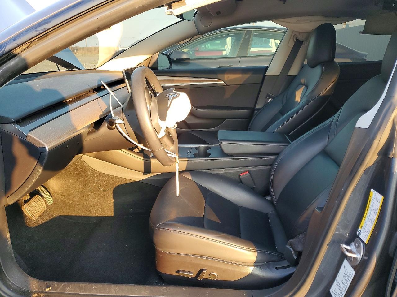 2023 Tesla Model 3 - Фото 7