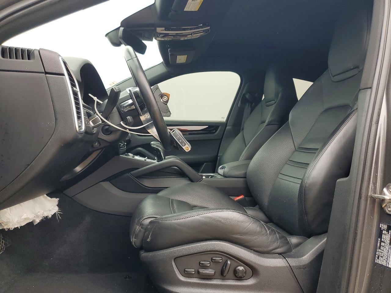 2023 Porsche Cayenne Coupe - Фото 7