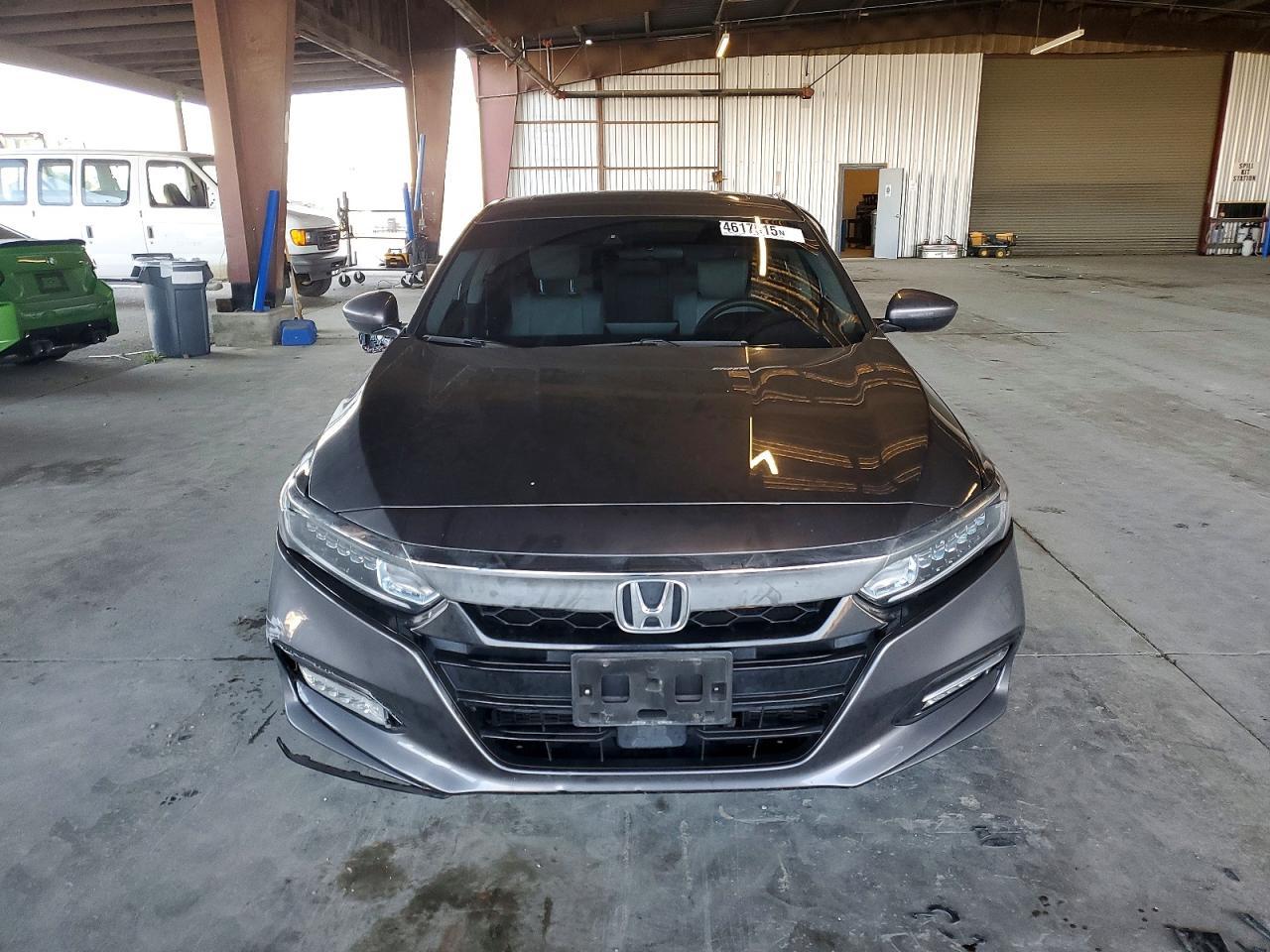 2018 Honda Accord Hybrid Ex - Фото 5