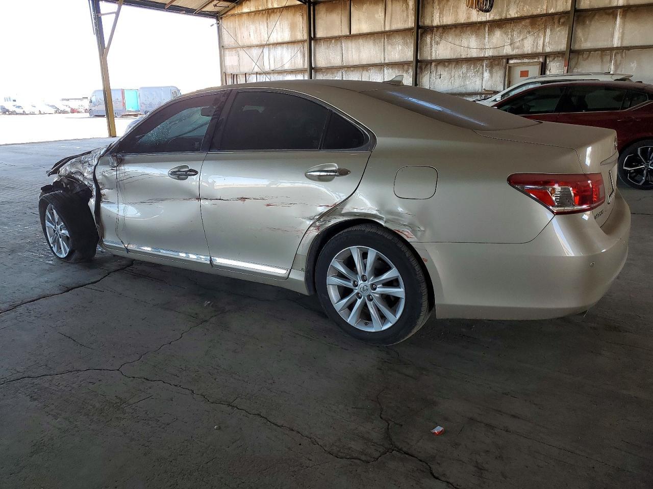 2010 Lexus Es 350 - Фото 2