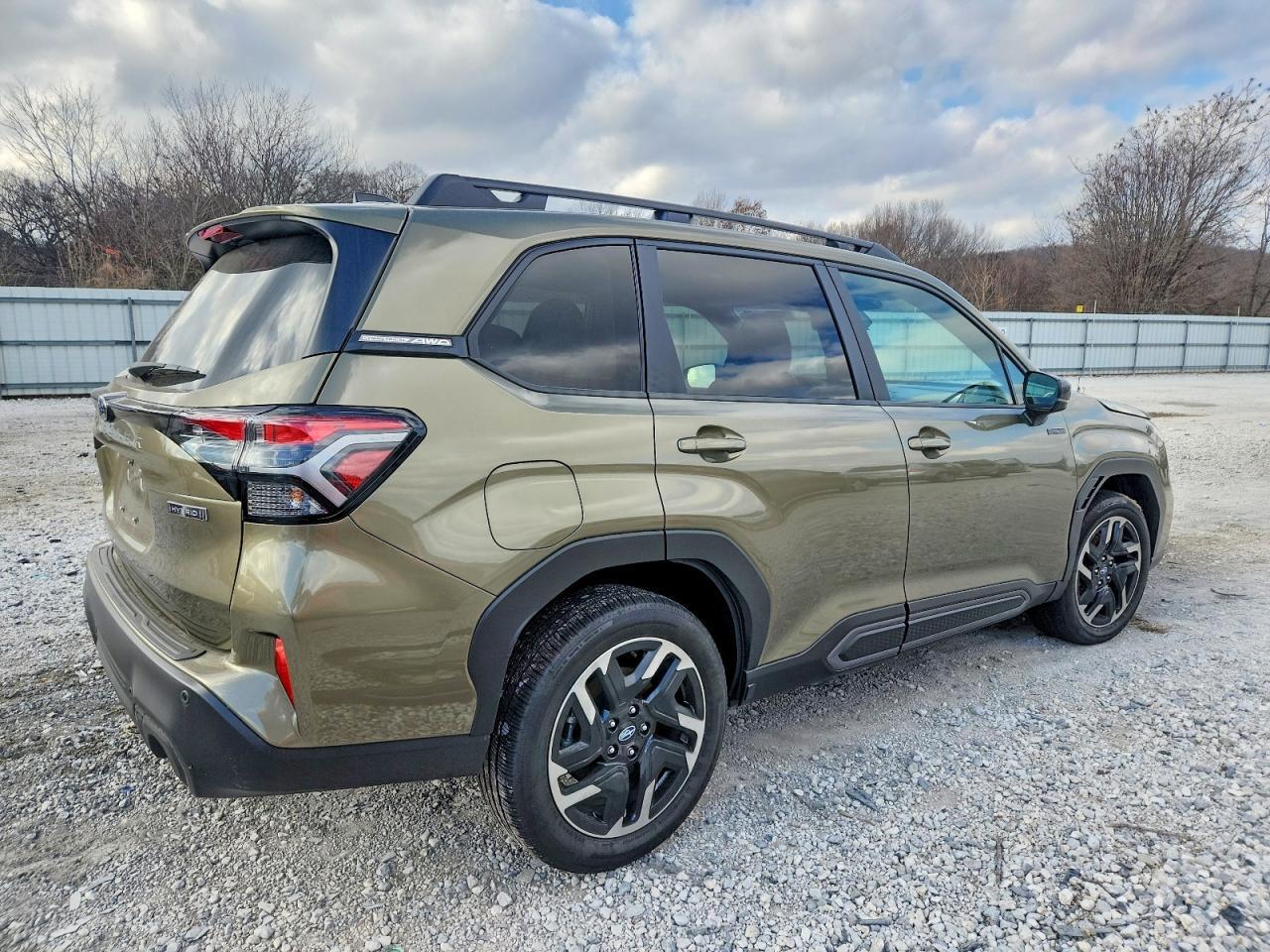 2025 Subaru Forester Limited - Фото 3