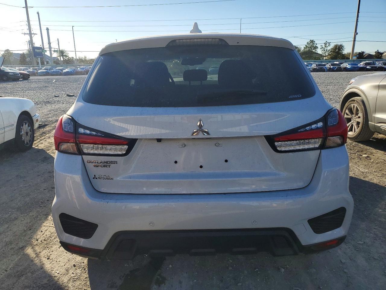 2025 Mitsubishi Outlander Sport S - Image 6