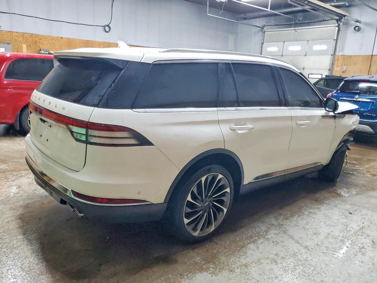 2020 Lincoln Aviator Reserve - Фото 3