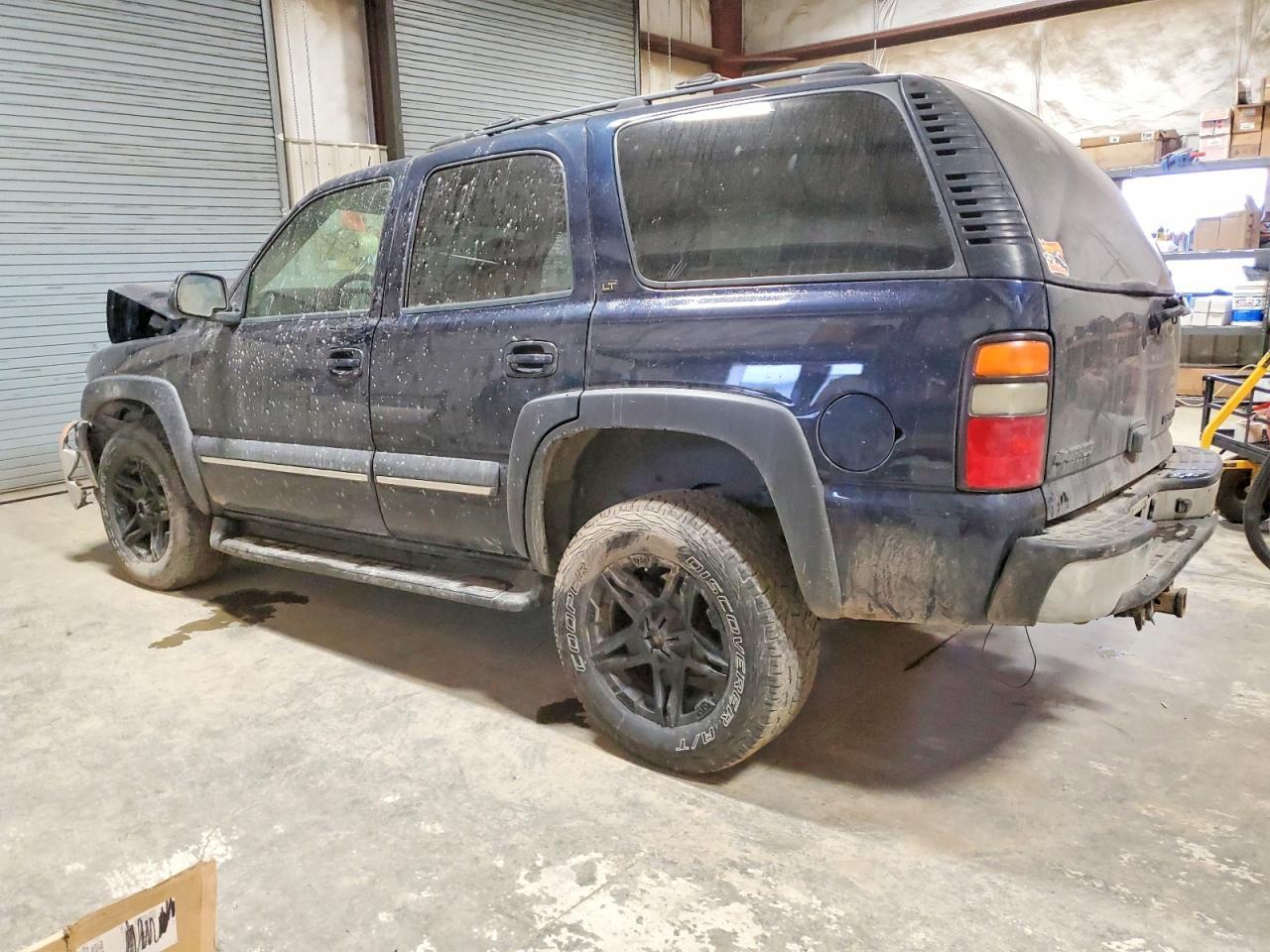 2004 Chevrolet Tahoe K1500 - Фото 2