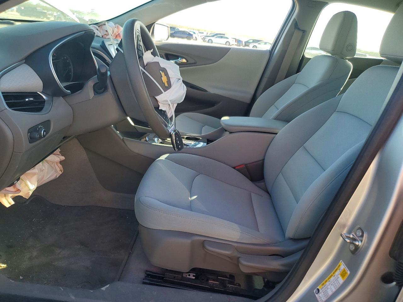 2017 Chevrolet Malibu Ls - Фото 7