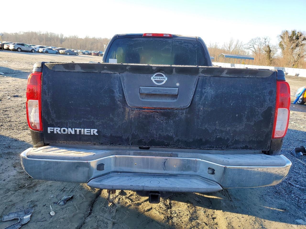 2015 Nissan Frontier S - Фото 6