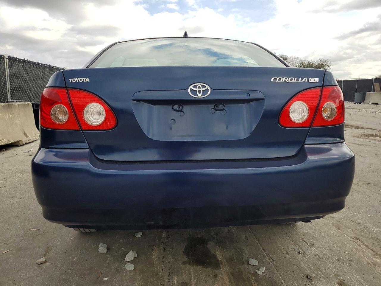 2005 Toyota Corolla Ce - Фото 6