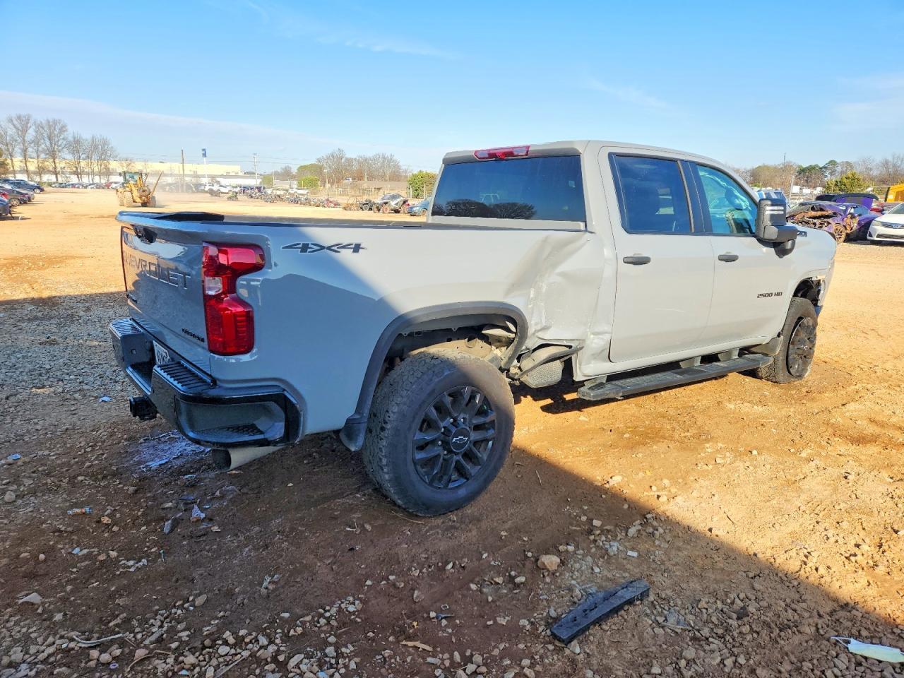 2025 Chevrolet Silverado K2500 Custom - Фото 3