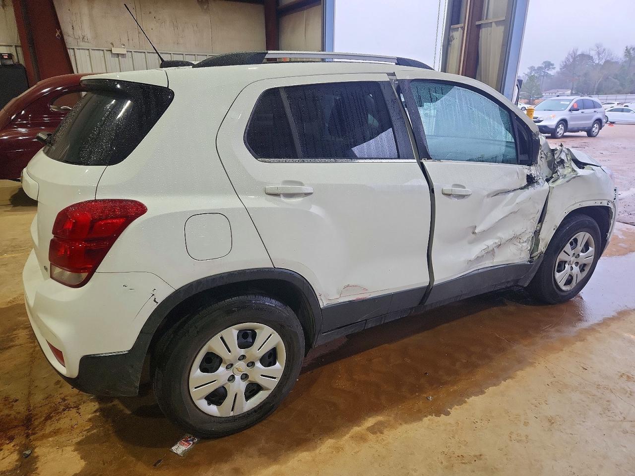 2019 Chevrolet Trax 1Lt - Image 3