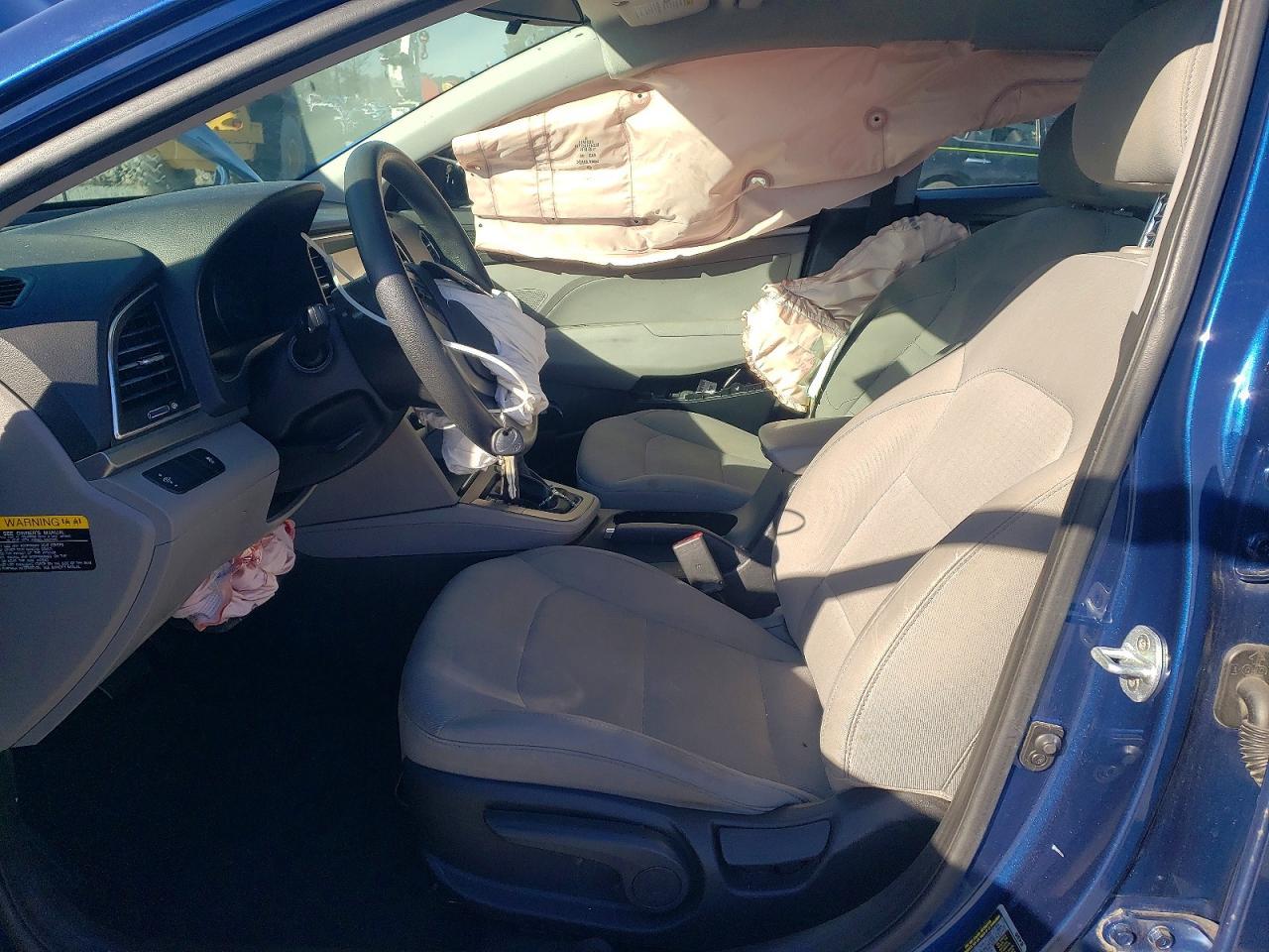2017 Hyundai Elantra Se - Фото 7