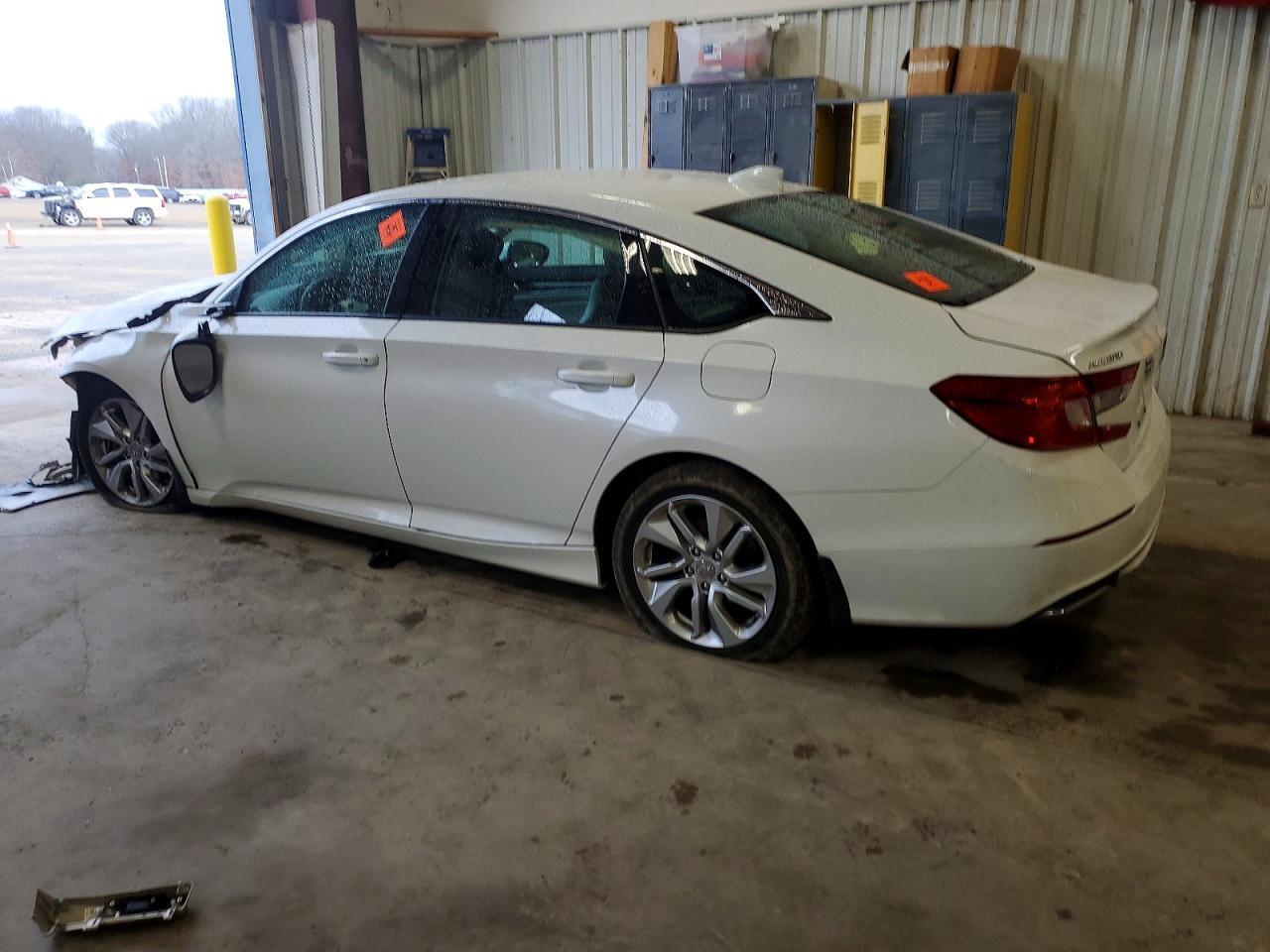 2019 Honda Accord Lx - Фото 2