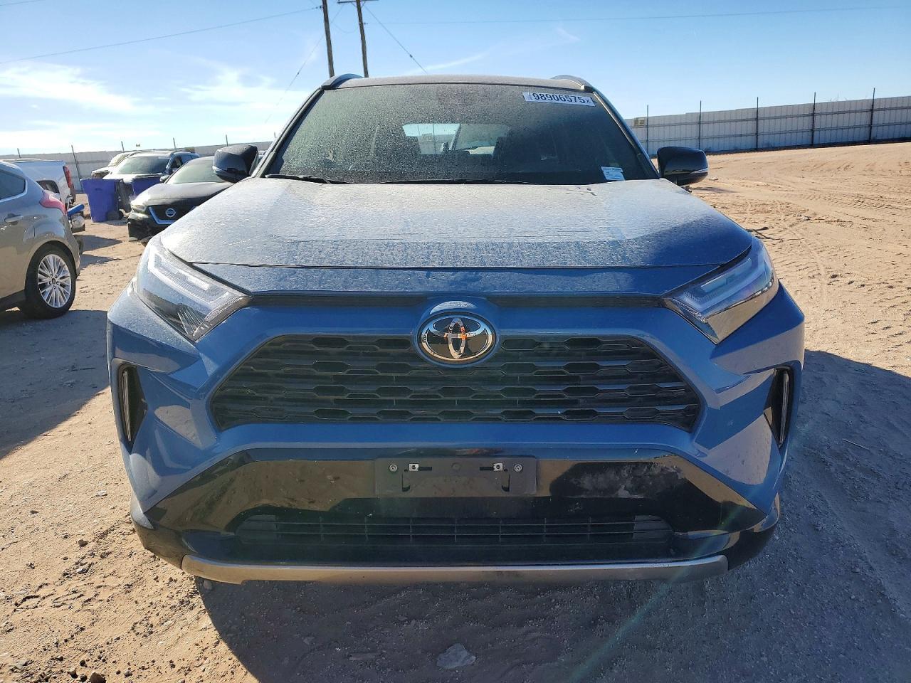 2025 Toyota Rav4 Hybrid Xse - Image 5