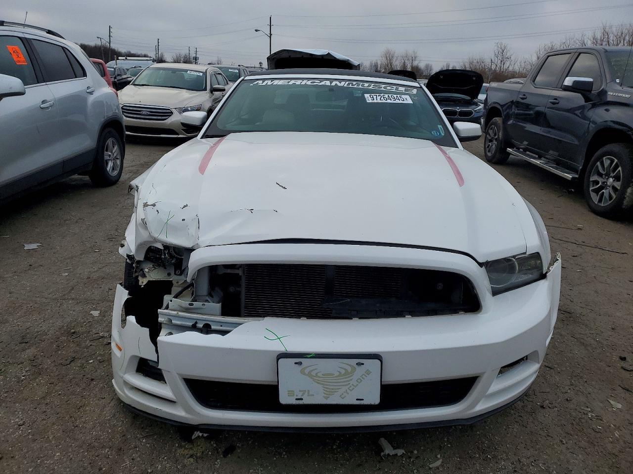 2013 Ford Mustang - Фото 5