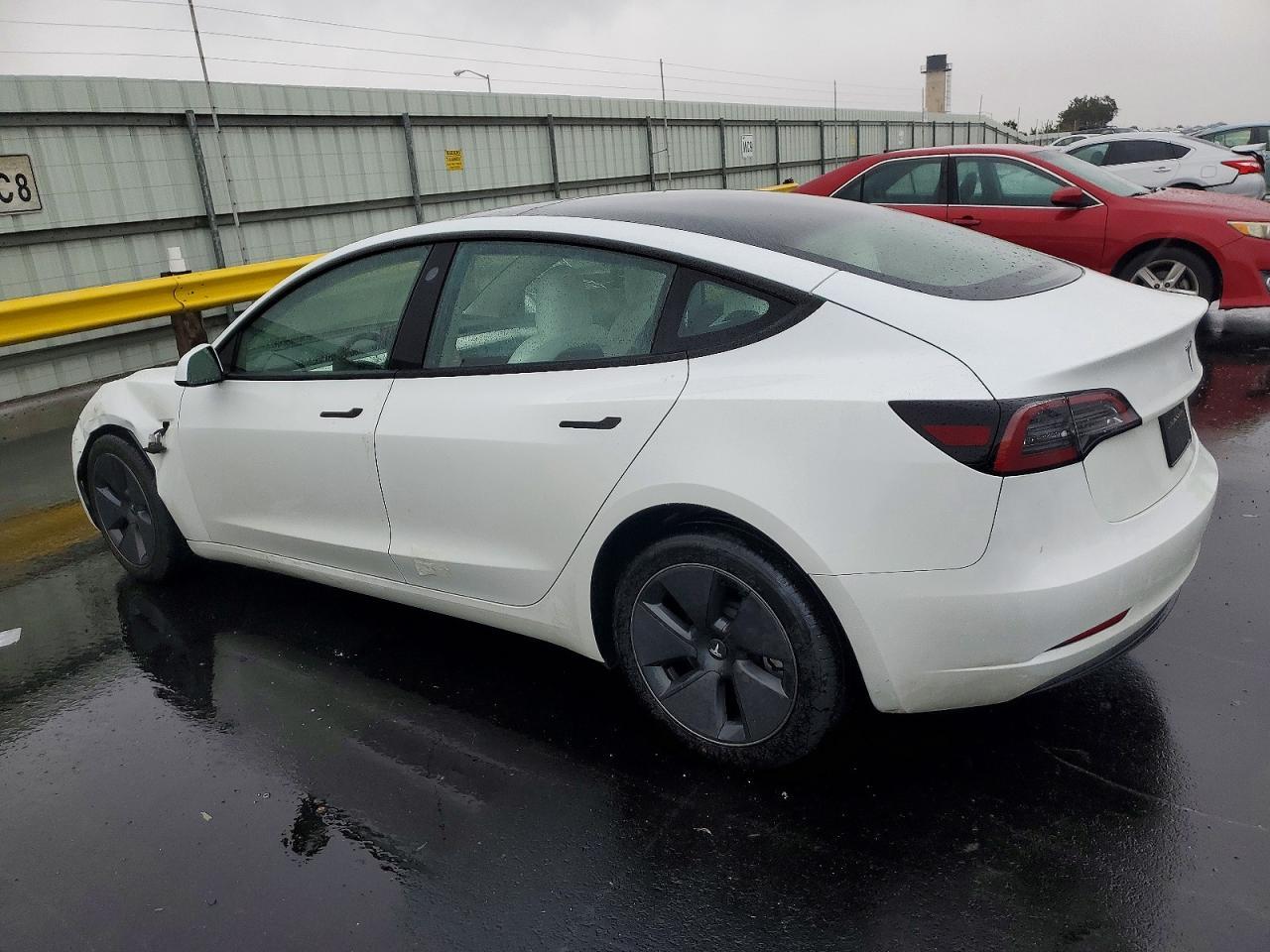 2023 Tesla Model 3 - Image 2