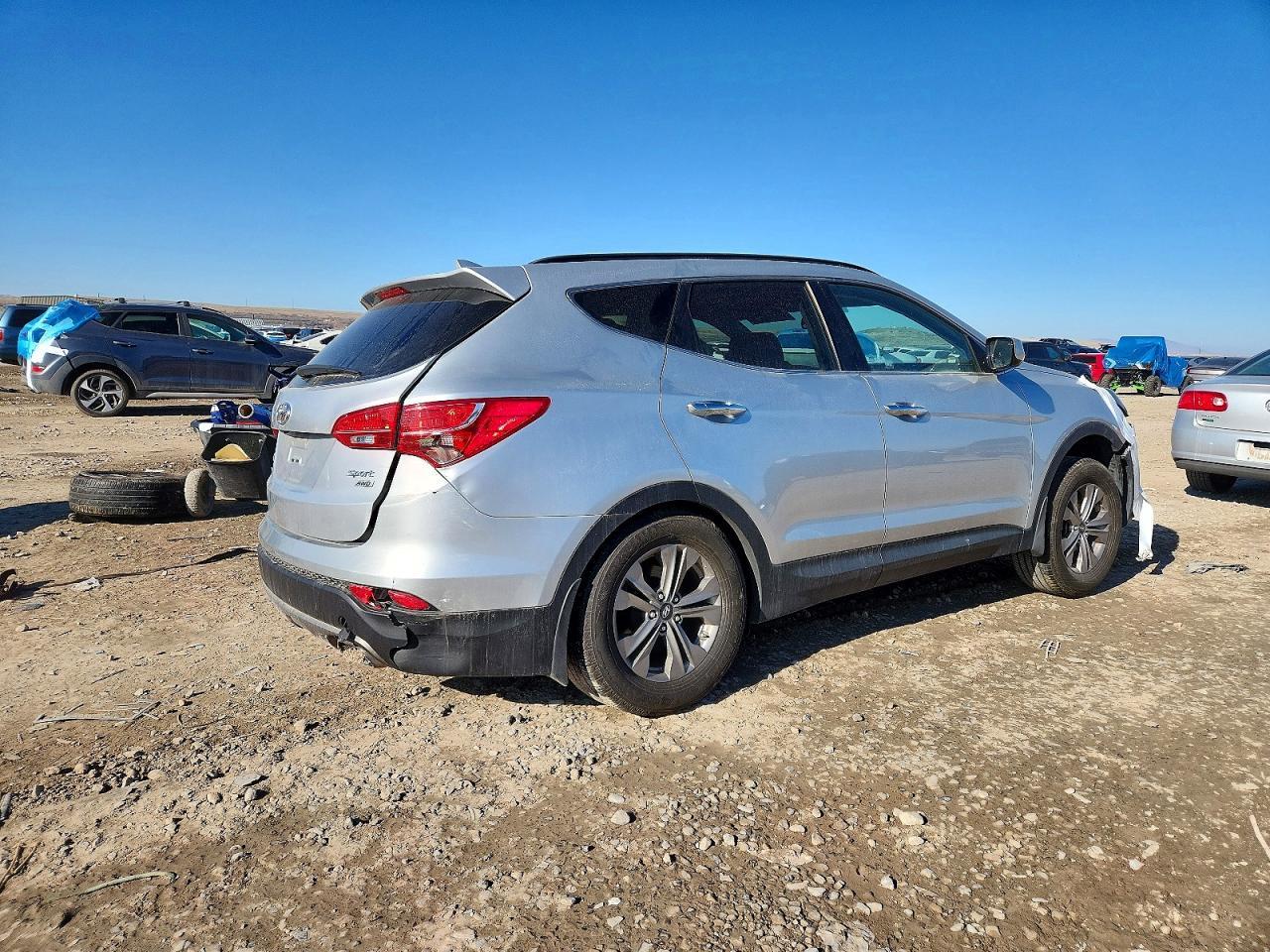 2016 Hyundai Santa Fe Sport 2.4L - Image 3