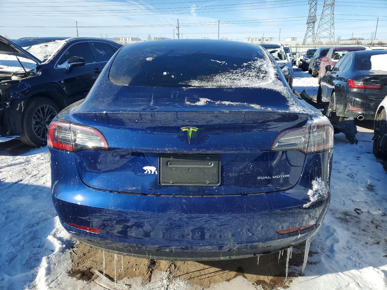 2022 Tesla Model 3 - Фото 6