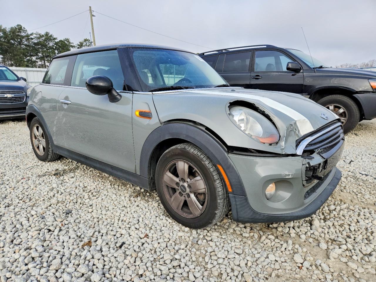 2017 Mini Cooper - Image 4