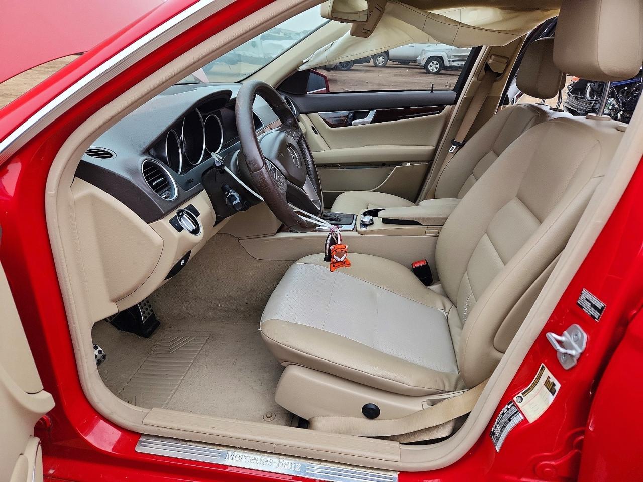 2012 Mercedes-Benz C 300 4Matic - Image 7