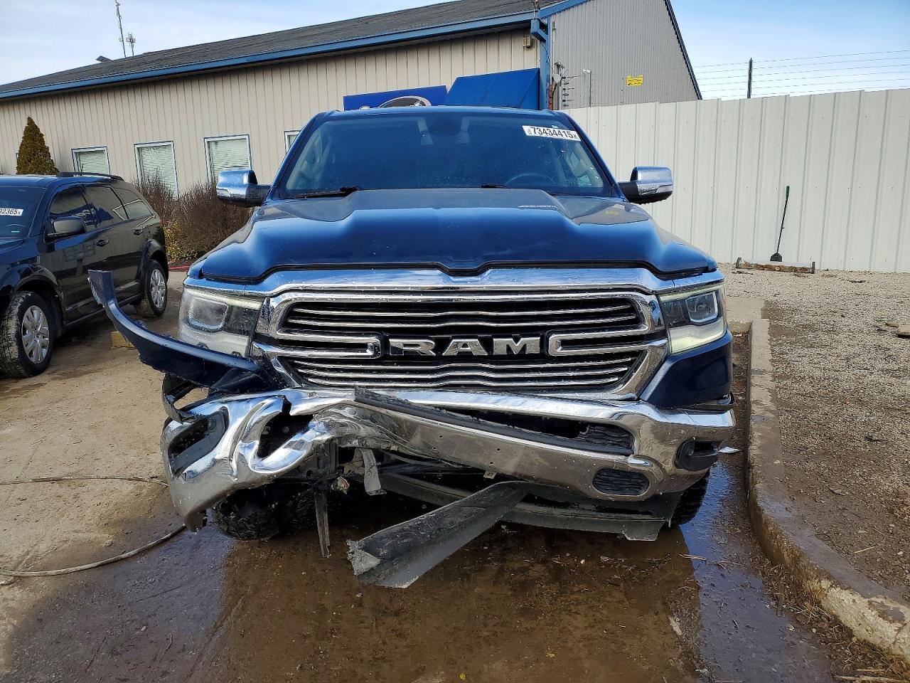 2020 Ram 1500 Laramie - Image 5