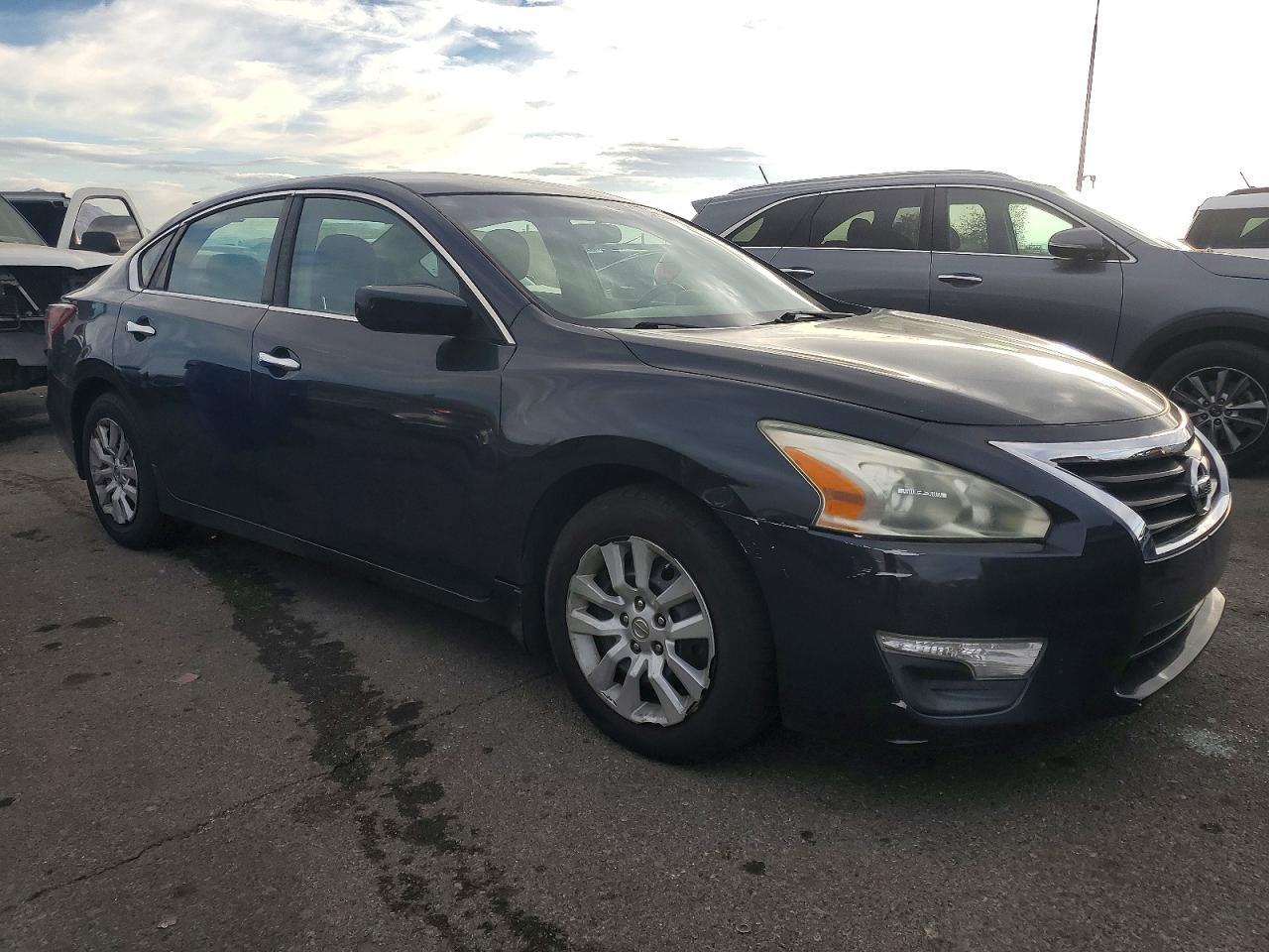 2013 Nissan Altima 2.5 - Фото 4