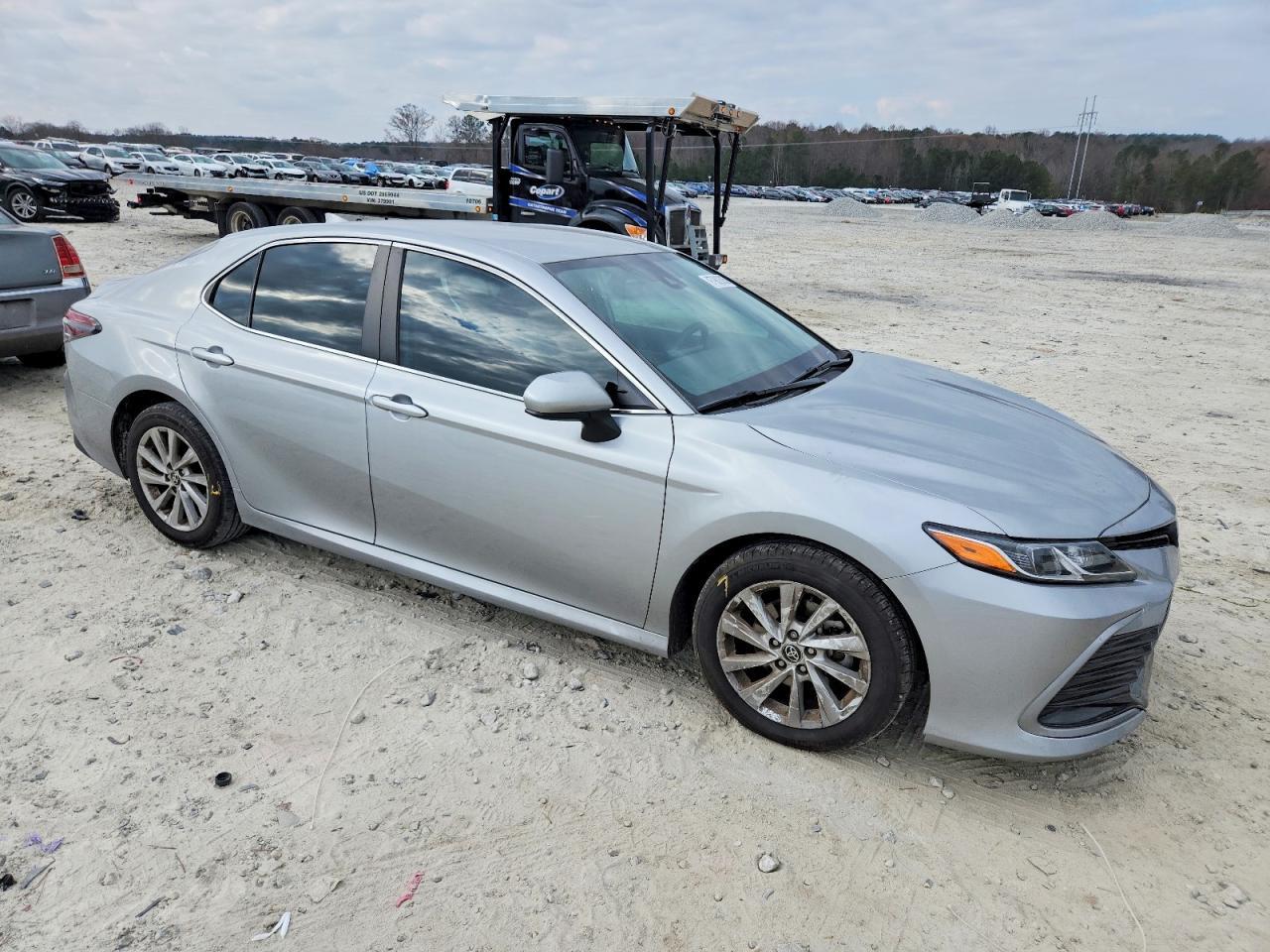 2022 Toyota Camry Le - Image 4