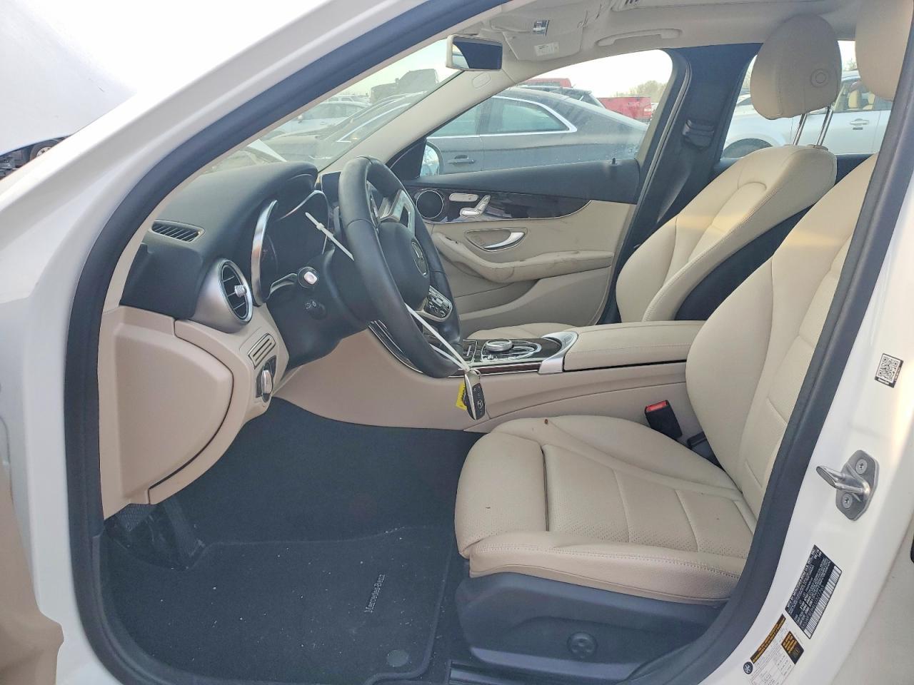 2020 Mercedes-Benz C 300 4Matic - Фото 7