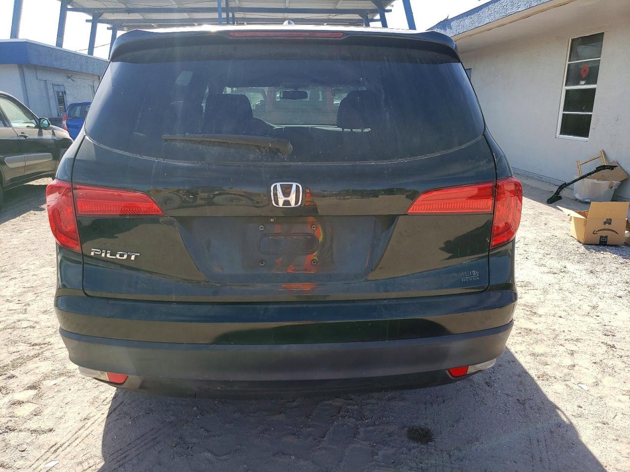 2017 Honda Pilot Exl - Image 6