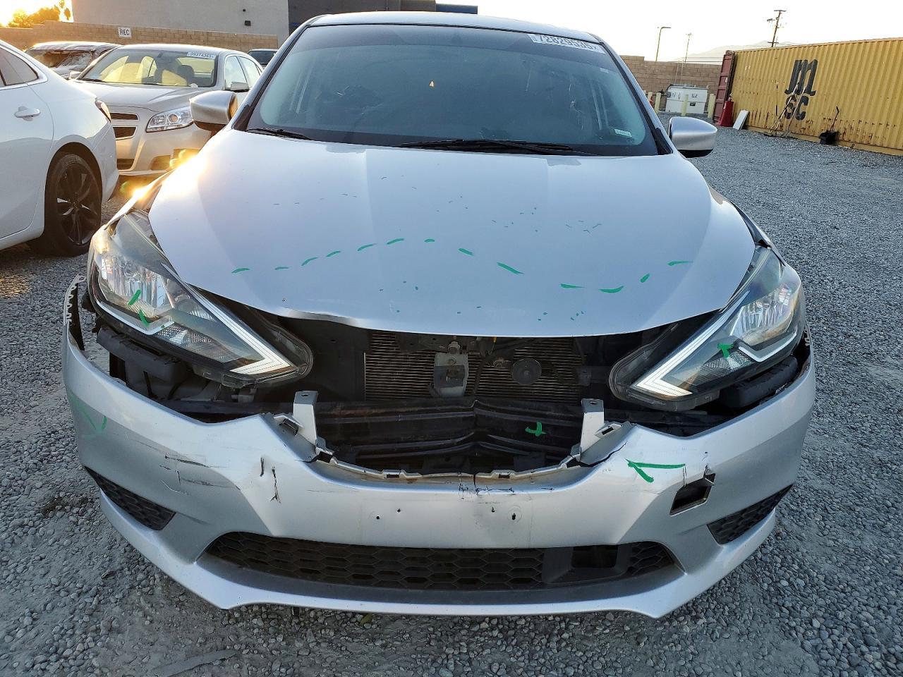 2019 Nissan Sentra S - Image 5