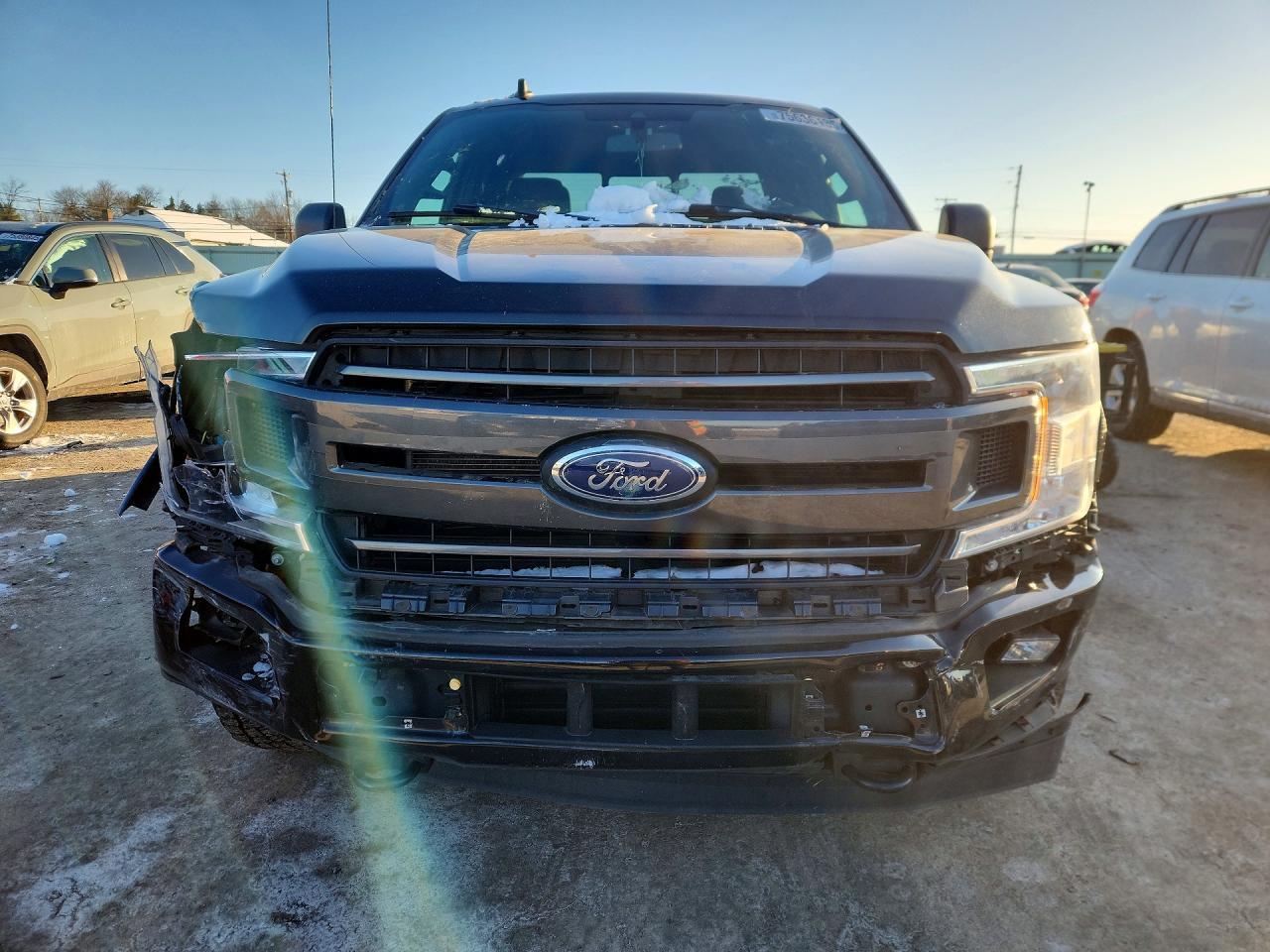 2020 Ford F150 Super Cab - Фото 5