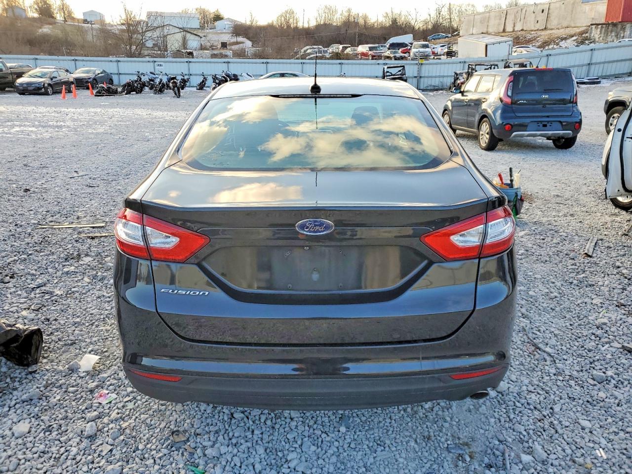 2015 Ford Fusion S - Image 6