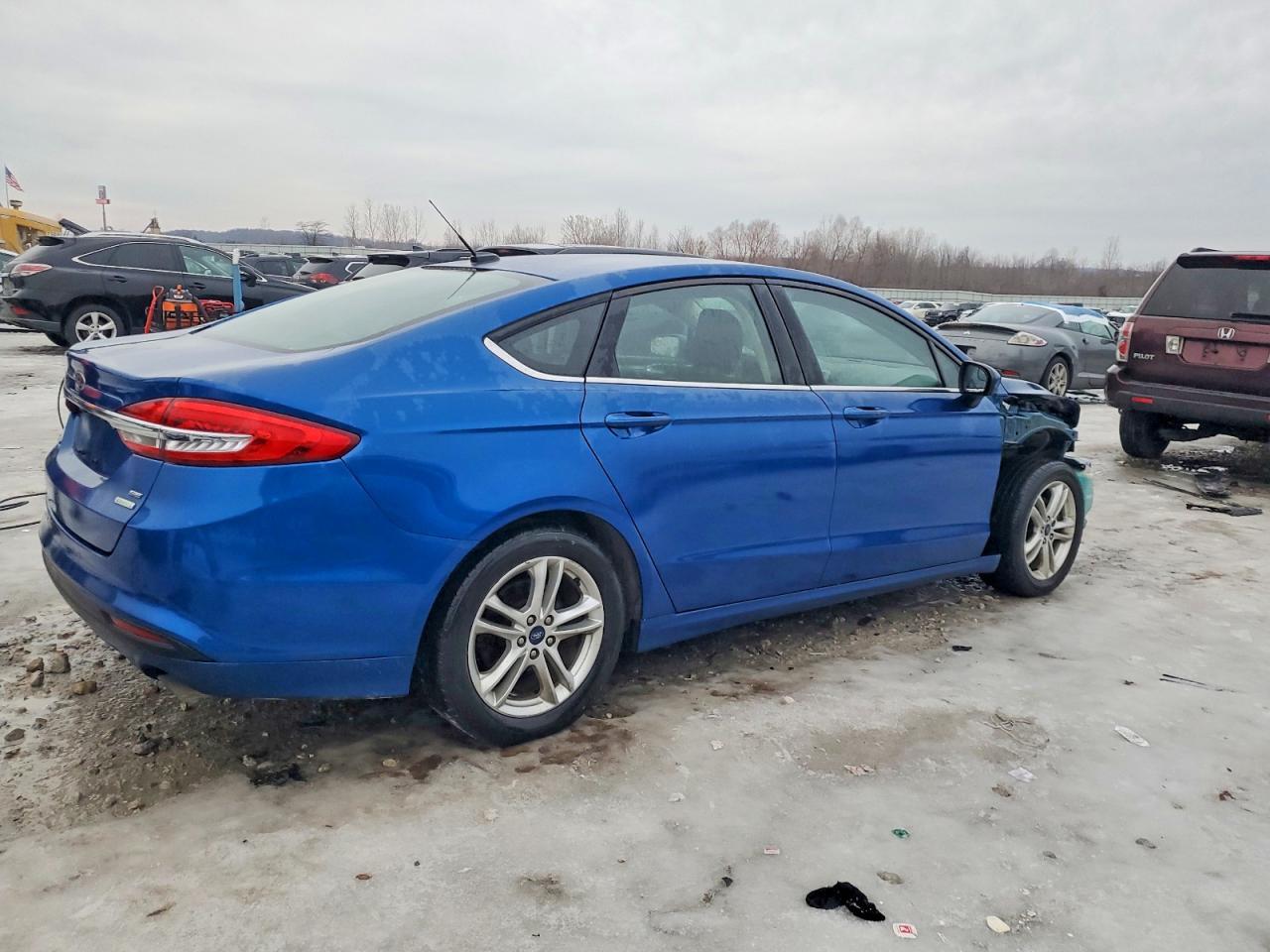 2018 Ford Fusion Se - Фото 3