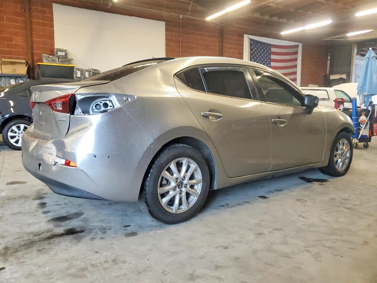 2014 Mazda 3 Grand Touring - Фото 3