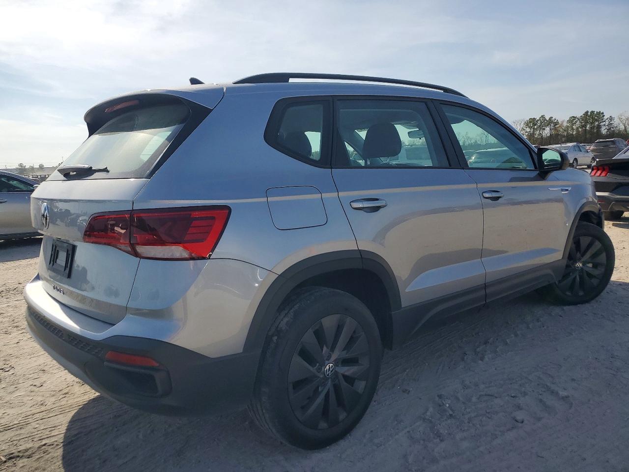 2024 Volkswagen Taos S - Image 3