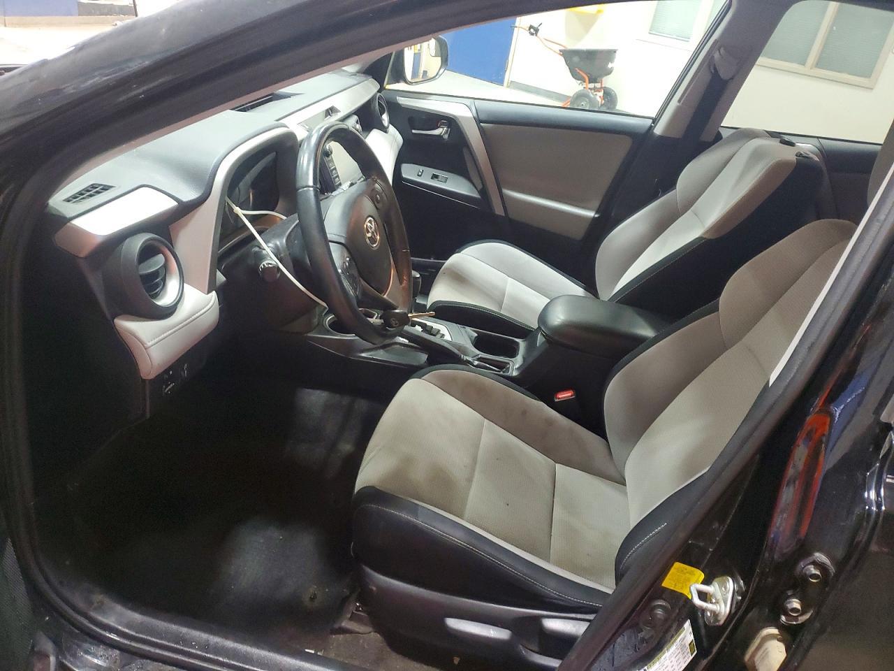 2016 Toyota Rav4 Xle - Image 7