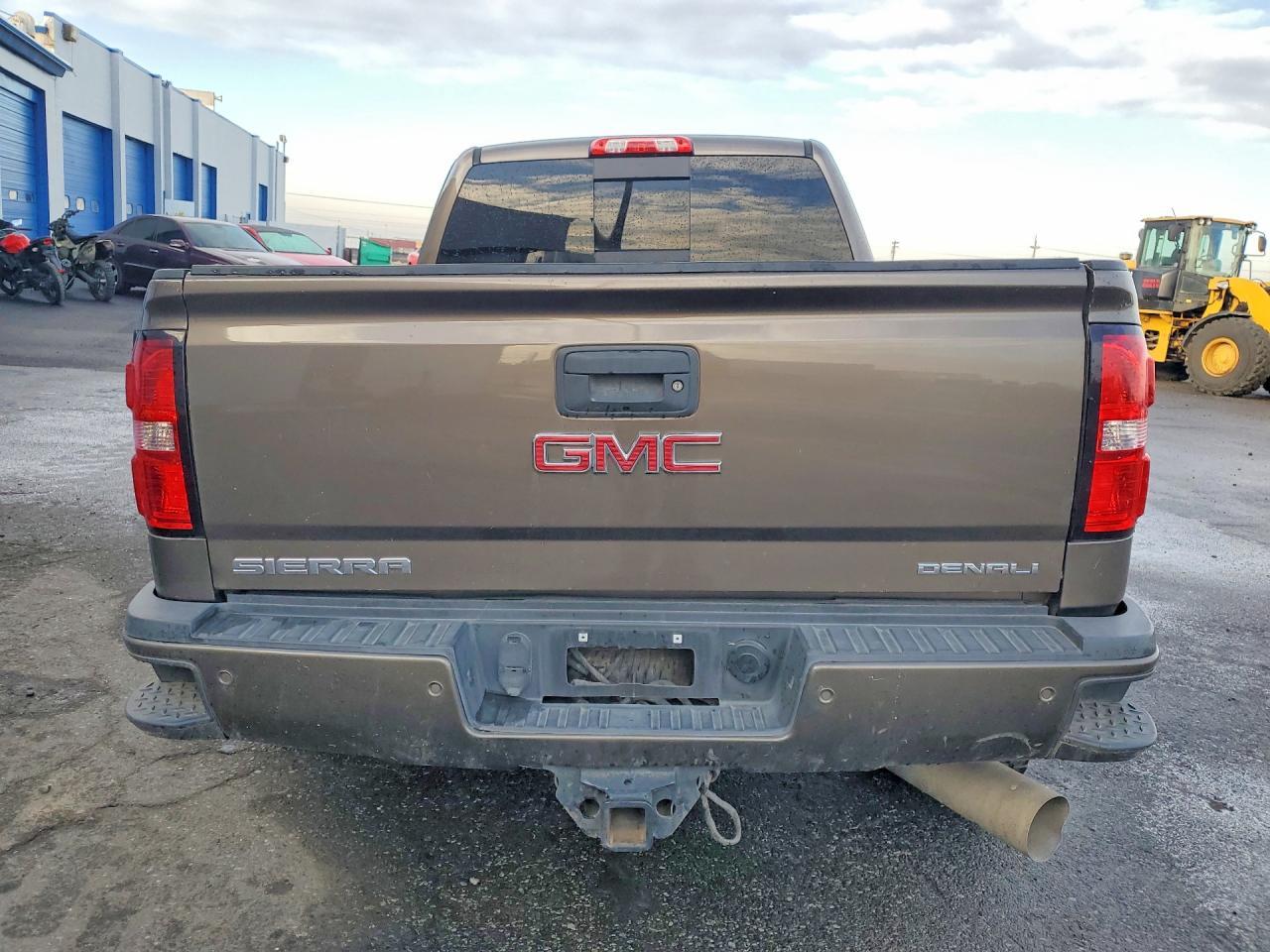 2015 GMC Sierra K2500 Denali - Фото 6